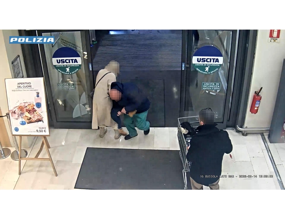 Tentato rapimento a Bergamo, ‘non sapevo se fosse una bimba o un peluche’