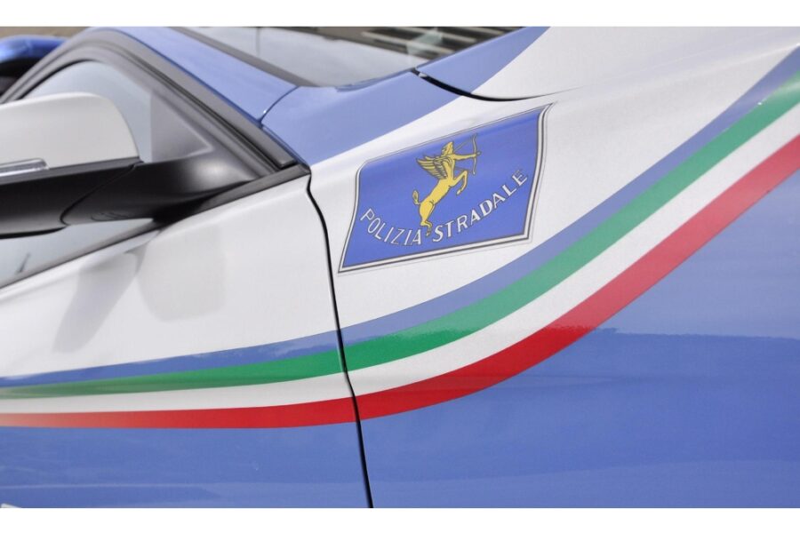 Intervento degli artificieri per un proiettile da mortaio