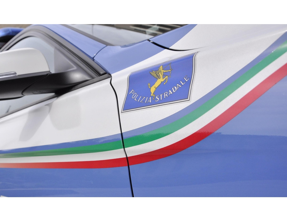 Trovato un ordigno su una piazzola dell’A4, code verso Torino