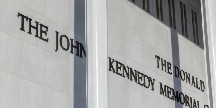 L'intestazione di Penn Station e dello scalo Dulles è solo l'ultima mossa