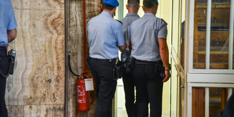 Si ripropone la questione della premeditazione. Lui condannato a ergastolo