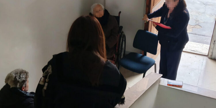 Barriere architettoniche nell'edificio del Giudice di Pace a Sulmona