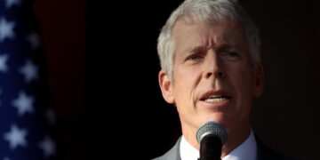 Il segretario Wright a Caracas: 'Svolta storica nei rapporti con Washington'