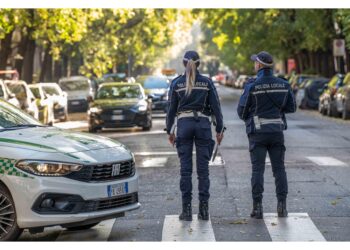 Tra i primi a soccorrere la donna l'ex compagno della figlia Davide Lacerenza