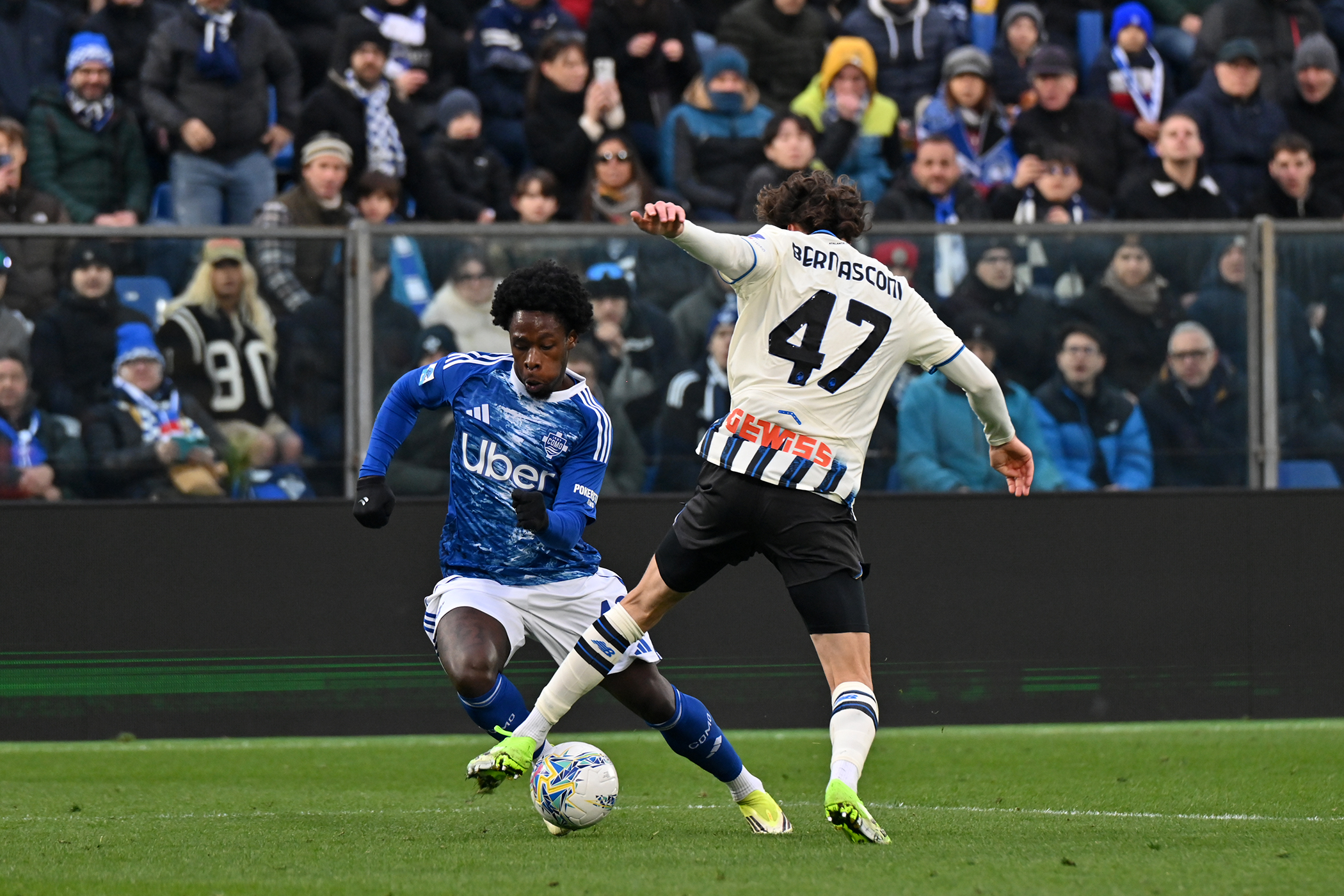 Tegola sul Como: Addai si ferma per una lesione al tendine d’Achille