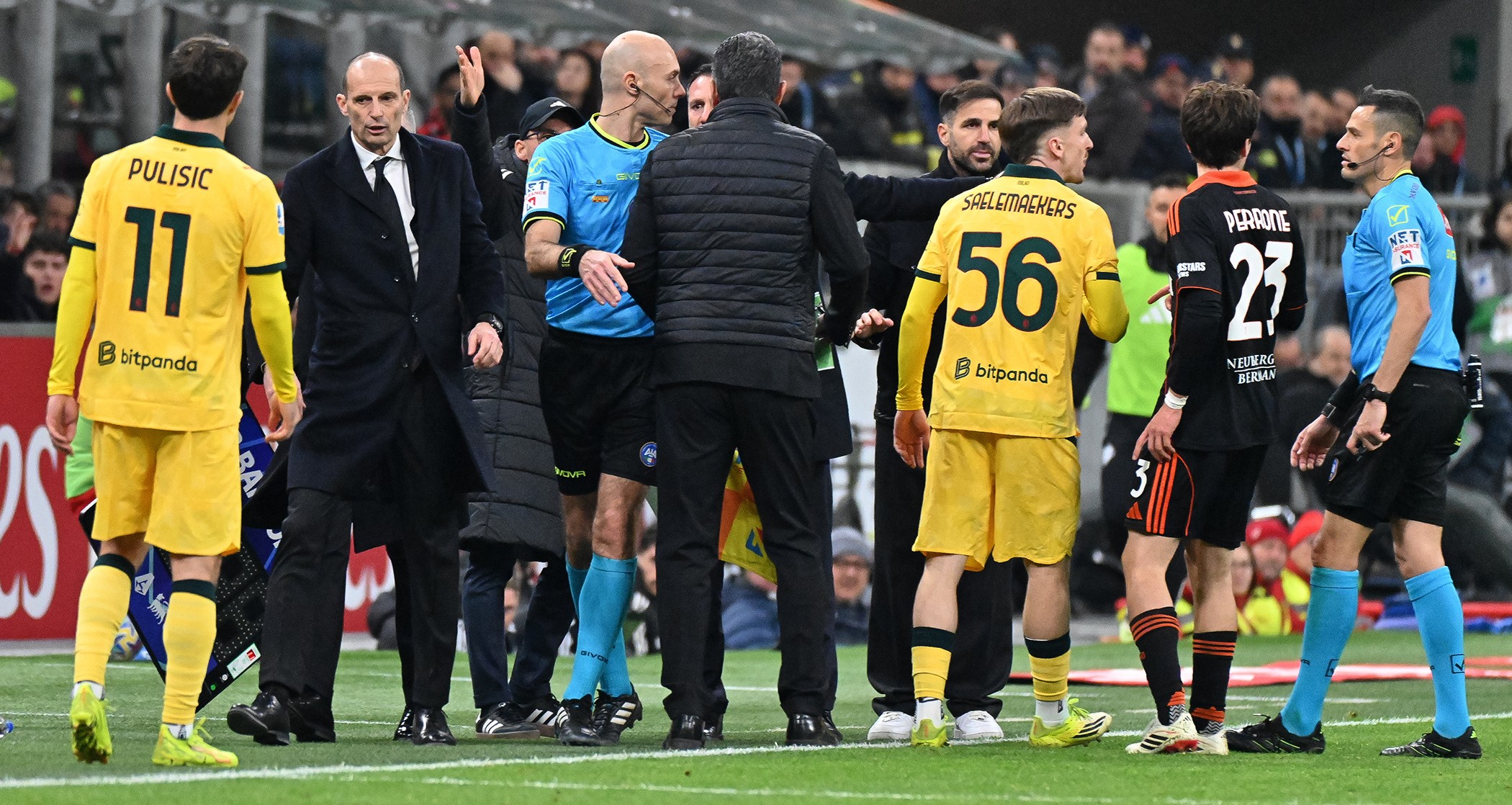 Milan-Como, fine gara turbolento: scintille tra Allegri e Fabregas