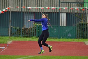 Tricolori invernali di lanci nel weekend a Mariano Comense