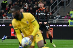 Leao risponde a Paz: 1-1 a San Siro fra Milan e Como
