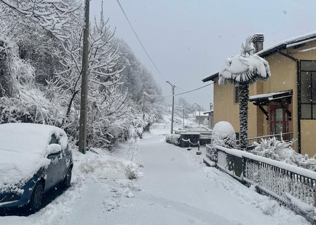 Neve sul Lario, i fiocchi anche a bassa quota