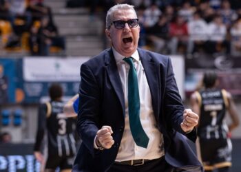 Walter De Raffaele, allenatore della squadra canturina