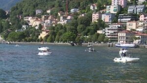 barche nel Lago di Como