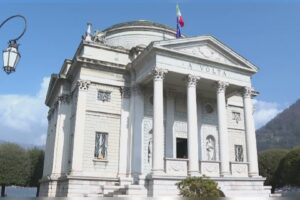 Como, giovedì le celebrazioni voltiane. Divieto di sosta a Camnago Volta e al Tempio Voltiano