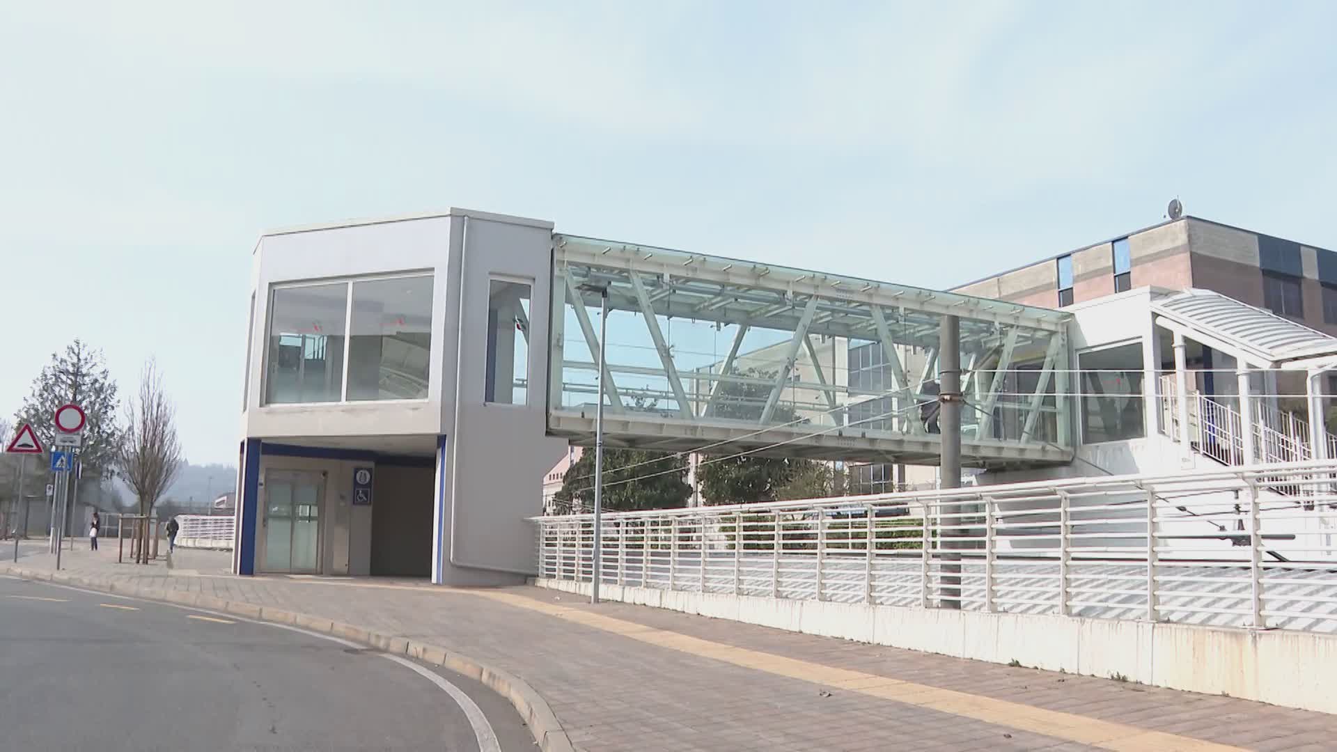 Ascensori fuori uso alla stazione di Como Camerlata: binari Rfi raggiungibili solo tramite scale fino al 13 marzo