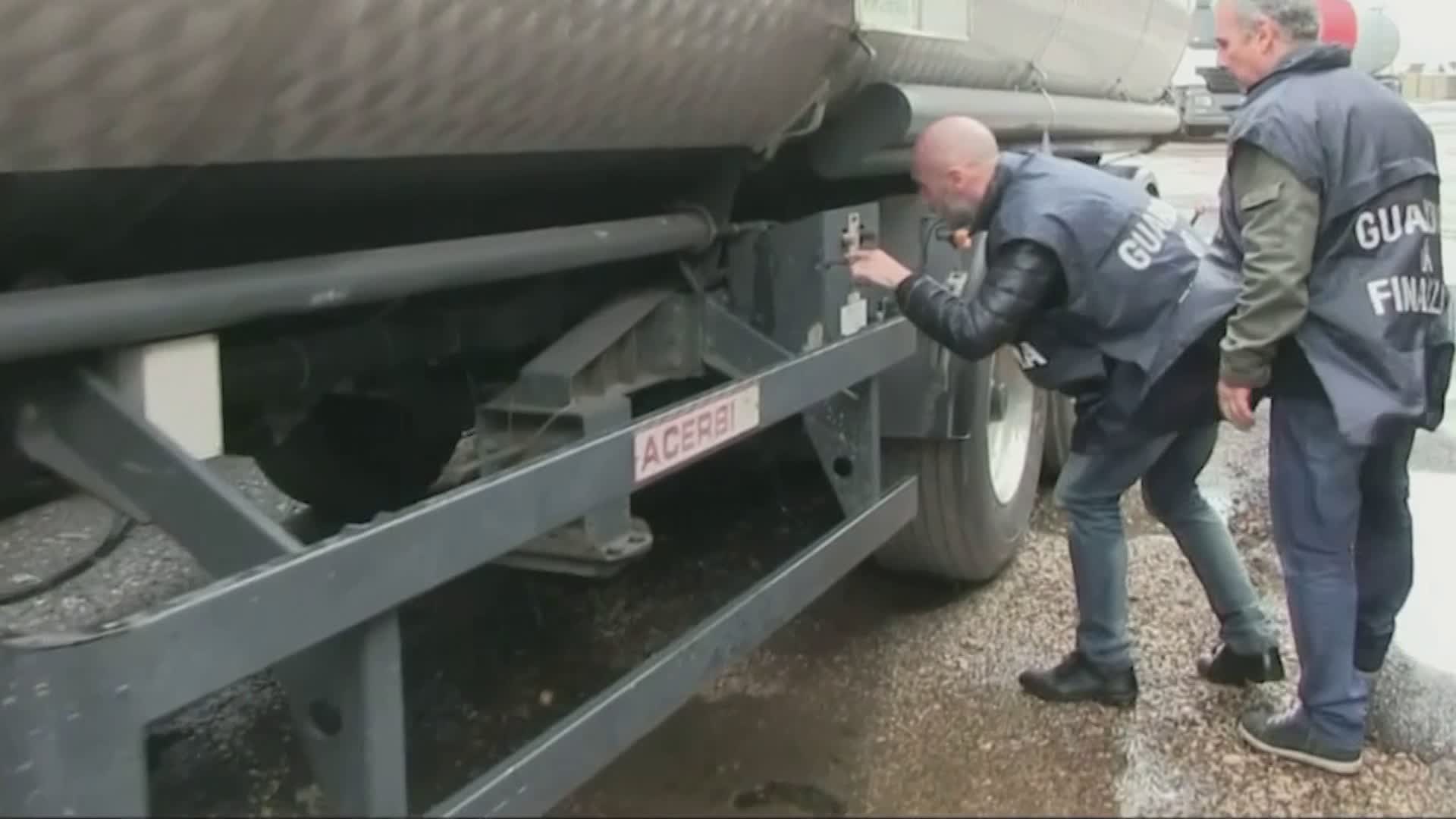 Caro carburanti, controlli a tappeto della guardia di finanza per evitare frodi