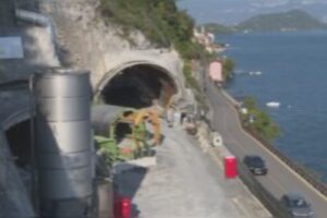 Statale Regina, al via la sperimentazione sul traffico con i semafori a tempi fissi