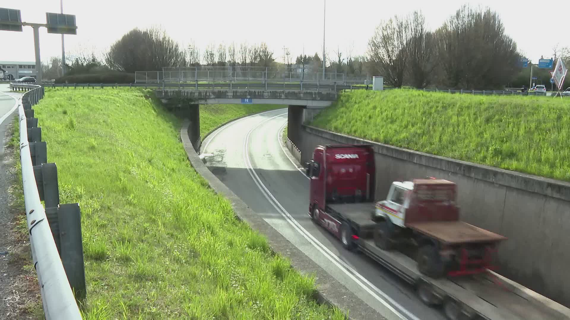Lavori nel sottopasso di via Varesina a Como, chiusura al traffico per due giorni