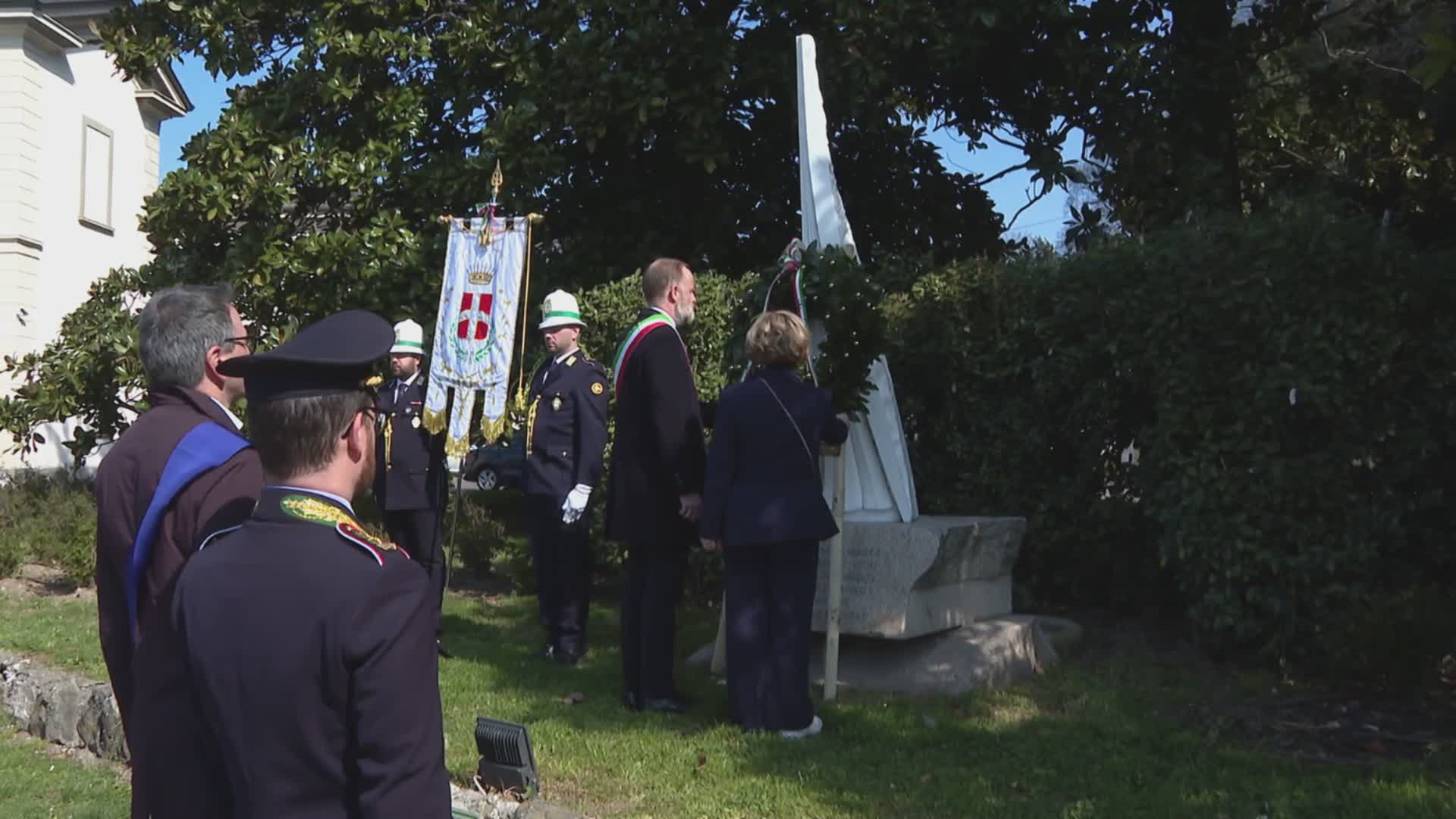 Como, la cerimonia in memoria delle vittime del covid