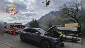 Pognana Lario: incidente tra auto e moto, 32enne in ospedale