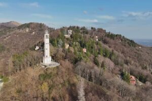 Faro chiuso, Brunate a Como: “Collaboriamo”. Situazione di stallo, i sindaci convocati in Regione