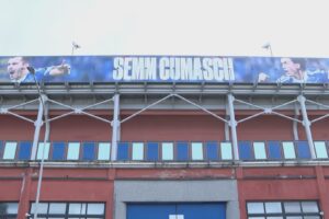 Como-Pisa domenica alle 12.30 al Sinigaglia. Fabregas: “Lottano per salvarsi, partita importante”