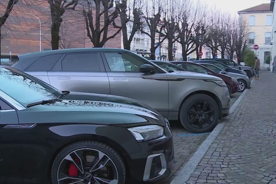 4468 Parcheggi nuove tariffe e multe Nova Como lancia una raccolta pubblica di segnalazioni 1774090812