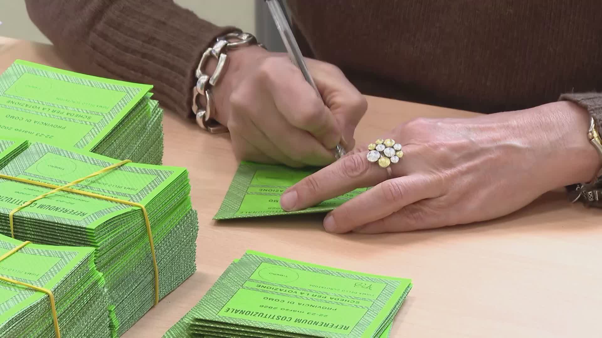 Referendum giustizia, Como al 49% di affluenza. Seggi riaperti da stamattina alle 7