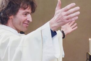 L’annuncio del cardinale Cantoni: “Diamo inizio al processo di beatificazione di don Roberto Malgesini”