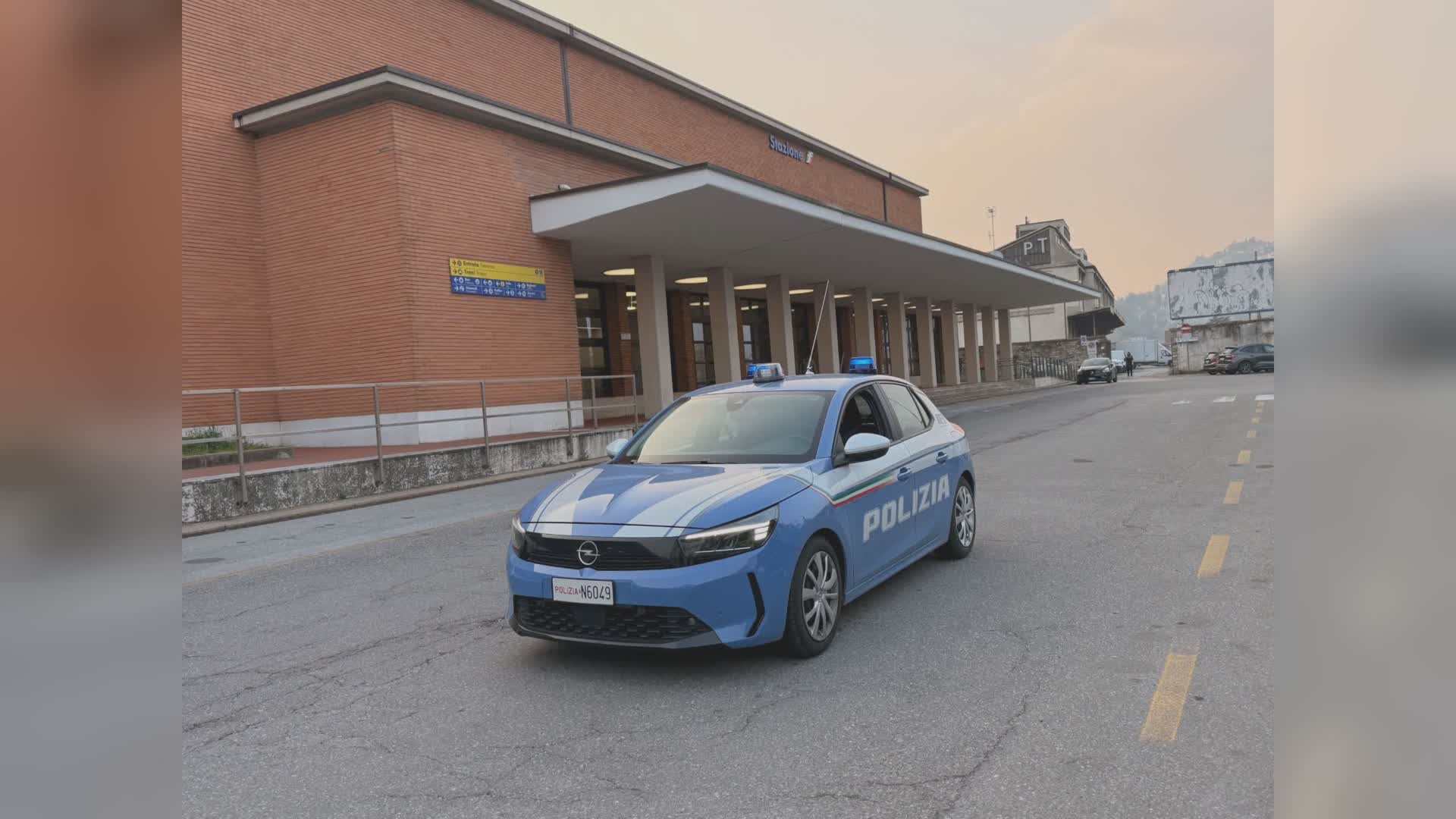 Controlli in stazione, arrestato un 20enne marocchino condannato per furto aggravato