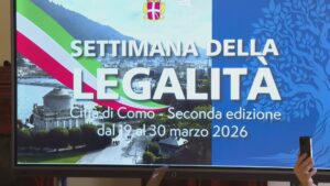 A Como la camminata della legalità, da piazza del Popolo a via Milano