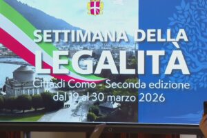 A Como la camminata della legalità, da piazza del Popolo a via Milano