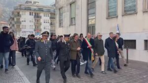 Studenti in corteo per la camminata della legalità, l’omaggio al generale Dalla Chiesa
