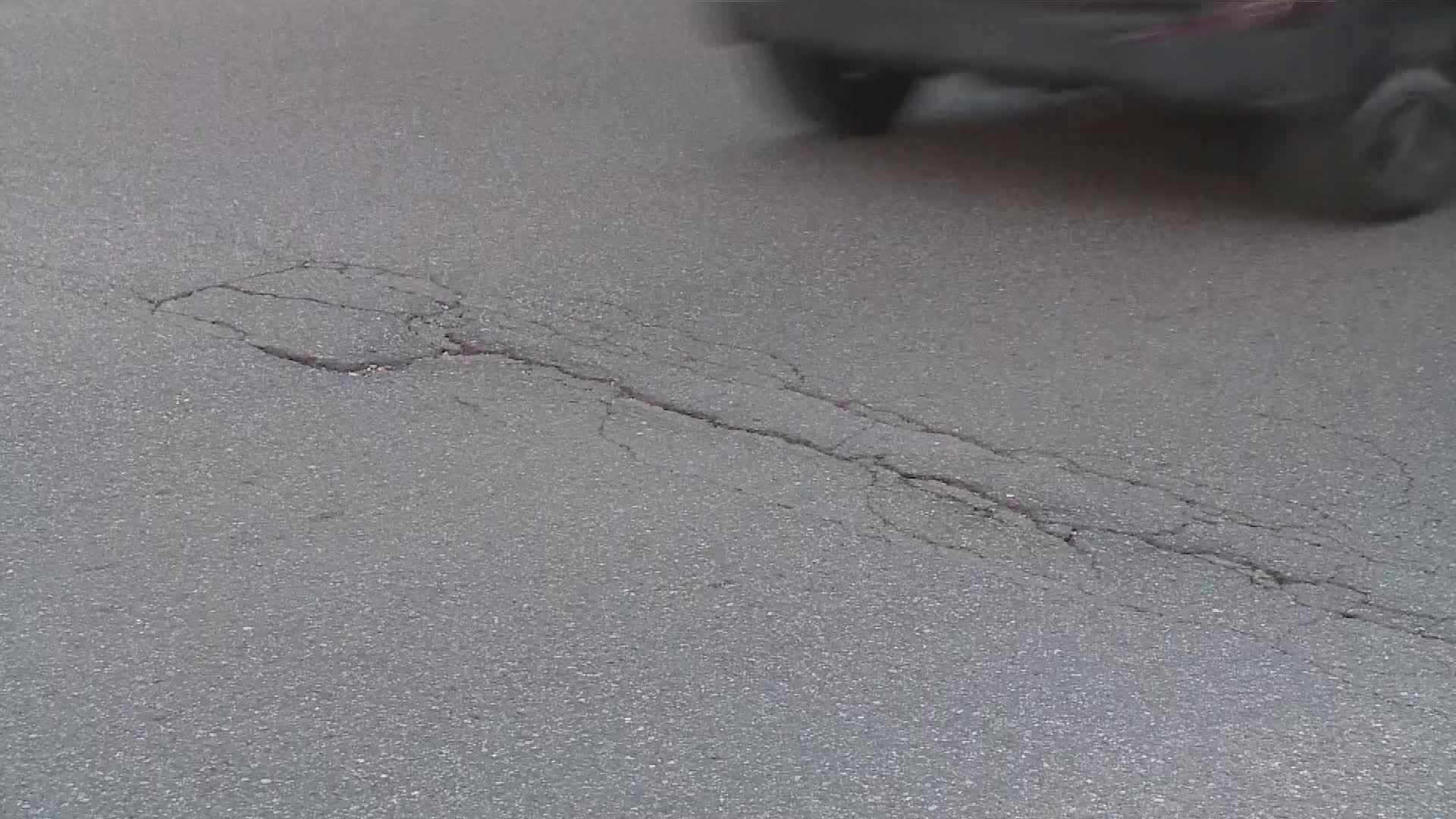 Asfalti, aumenti fino al 40%. L’allarme degli edili: “A rischio i lavori in corso e gli appalti futuri”