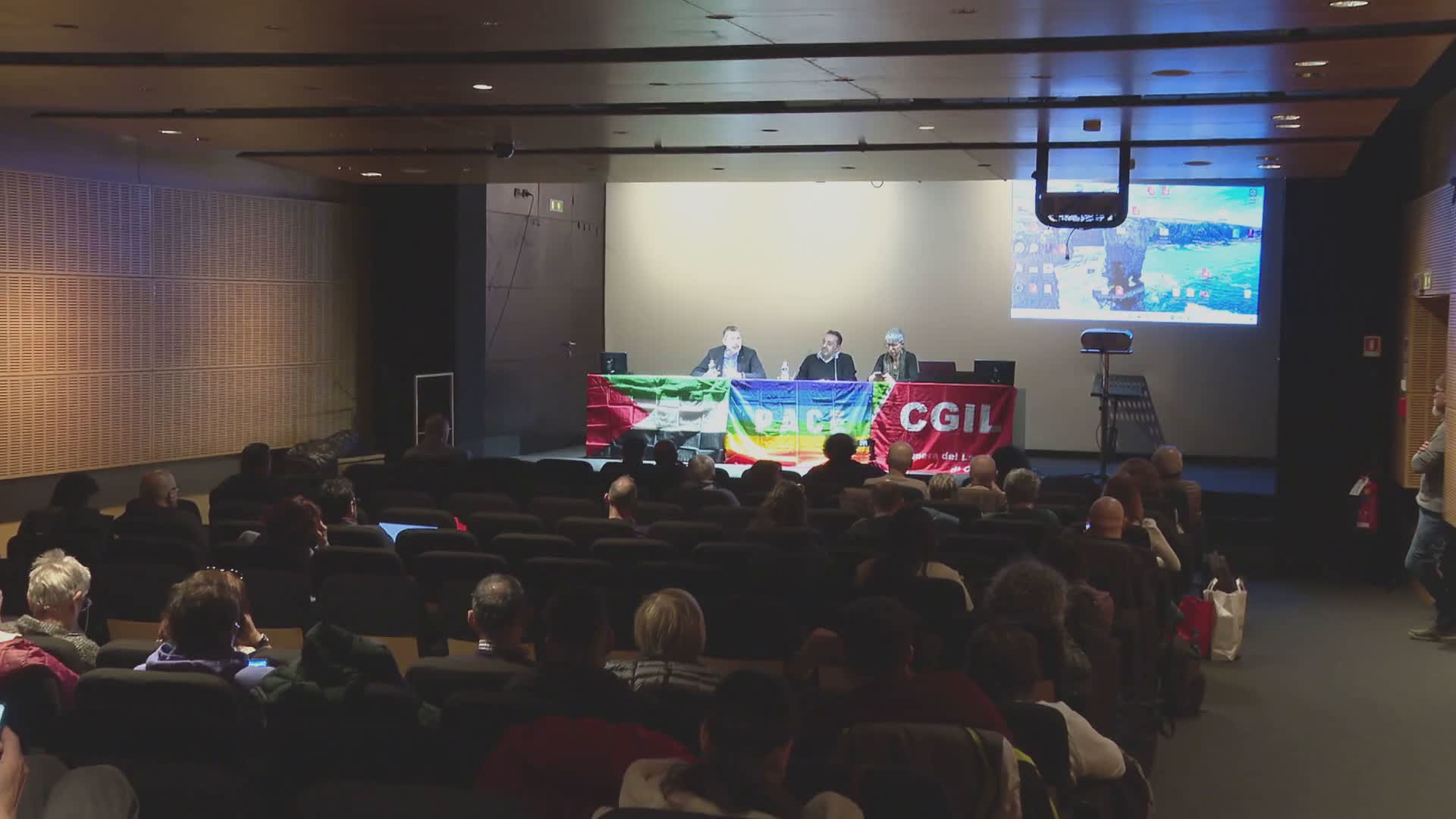 “Ripensare il turismo”, l’impatto su territorio e residenti. La ricerca all’assemblea della Cgil