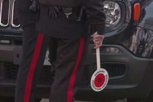 Ladri inseguiti per 19 chilometri e arrestati dai carabinieri. Recuperata refurtiva per 80mila euro