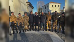 Fino Mornasco, alla stazione arriva l’esercito. Molteni: “In prima linea contro la criminalità”