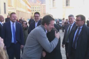 I ministri Salvini e Piantedosi a Como. Il messaggio agli studenti su legalità e sicurezza