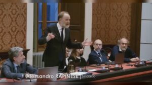 Consiglio comunale: Ceriello lascia la maggioranza, l’affondo di Forza Italia poi l’attacco al PD