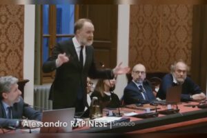 Consiglio comunale: Ceriello lascia la maggioranza, l’affondo di Forza Italia poi l’attacco al PD