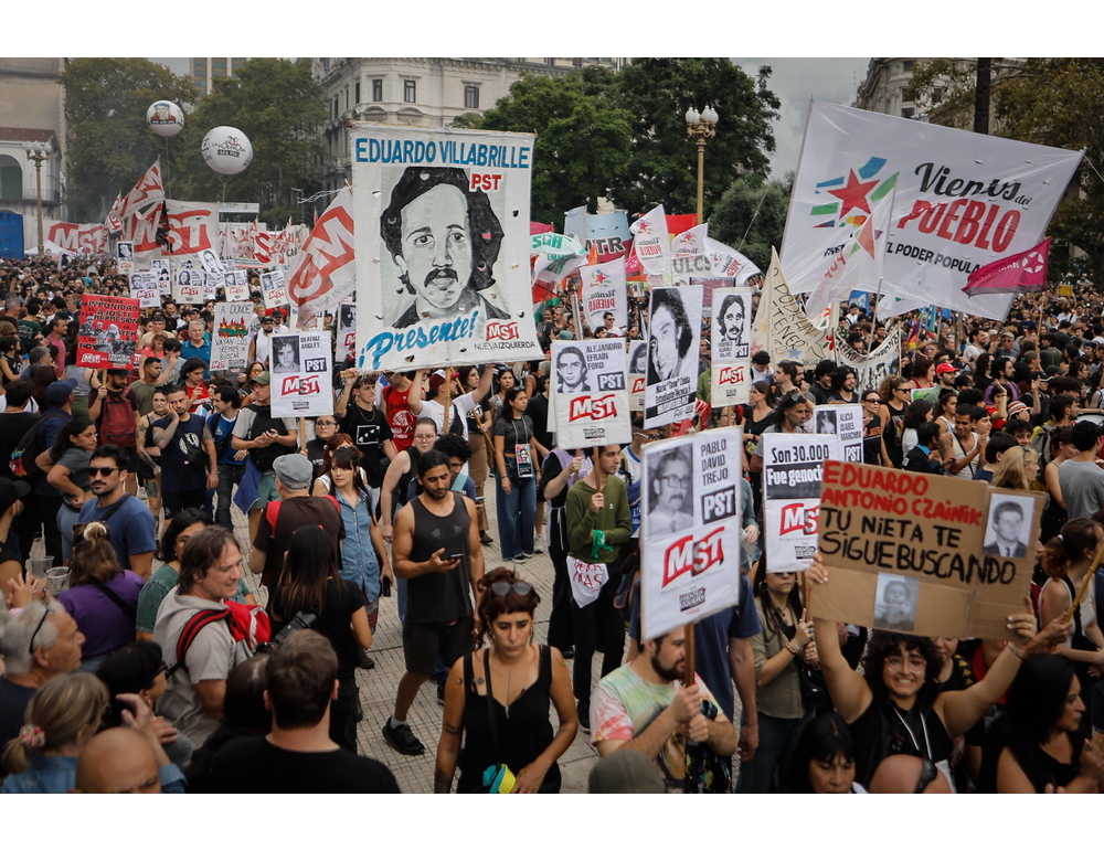 50 anni dal golpe, l’Argentina scende in piazza per la memoria