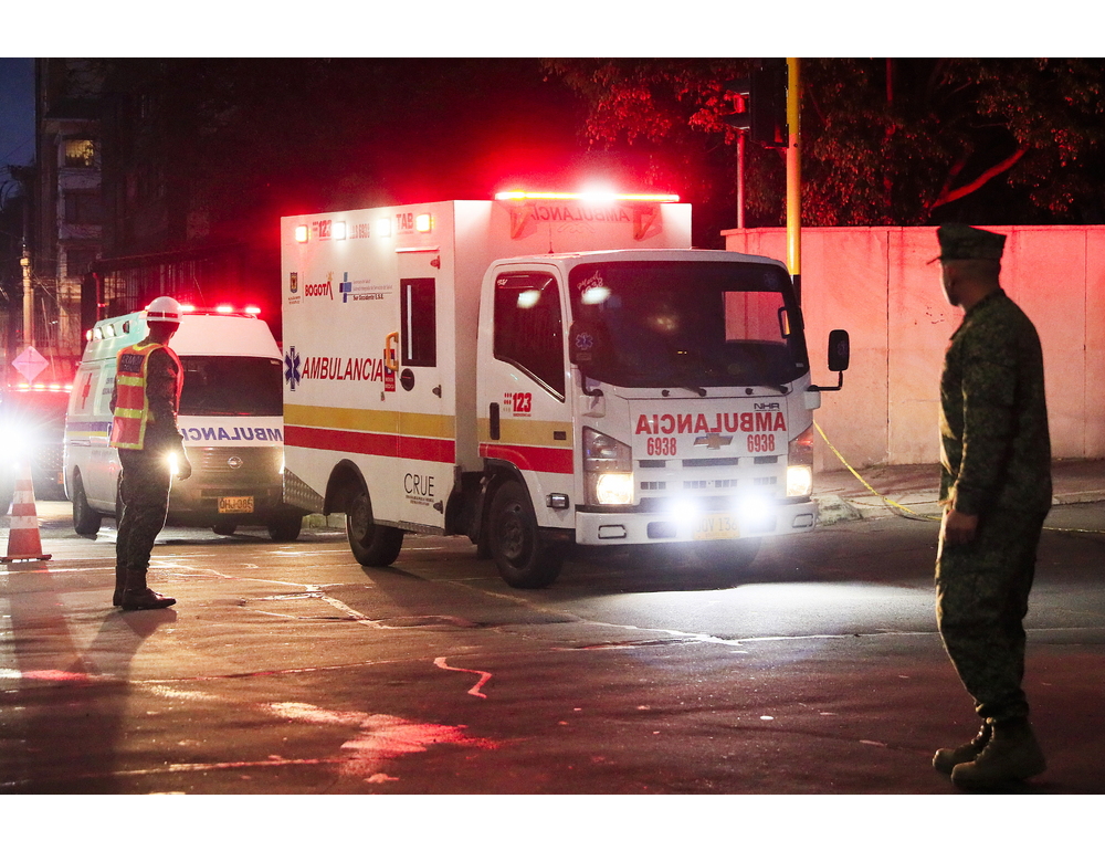 Aereo militare caduto in Colombia, il bilancio sale ad almeno 66 morti e decine di feriti