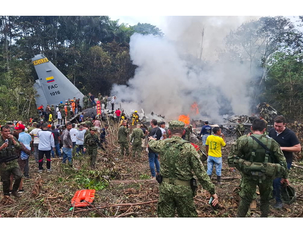 Aereo militare precipita in Colombia, 8 morti e oltre 80 feriti