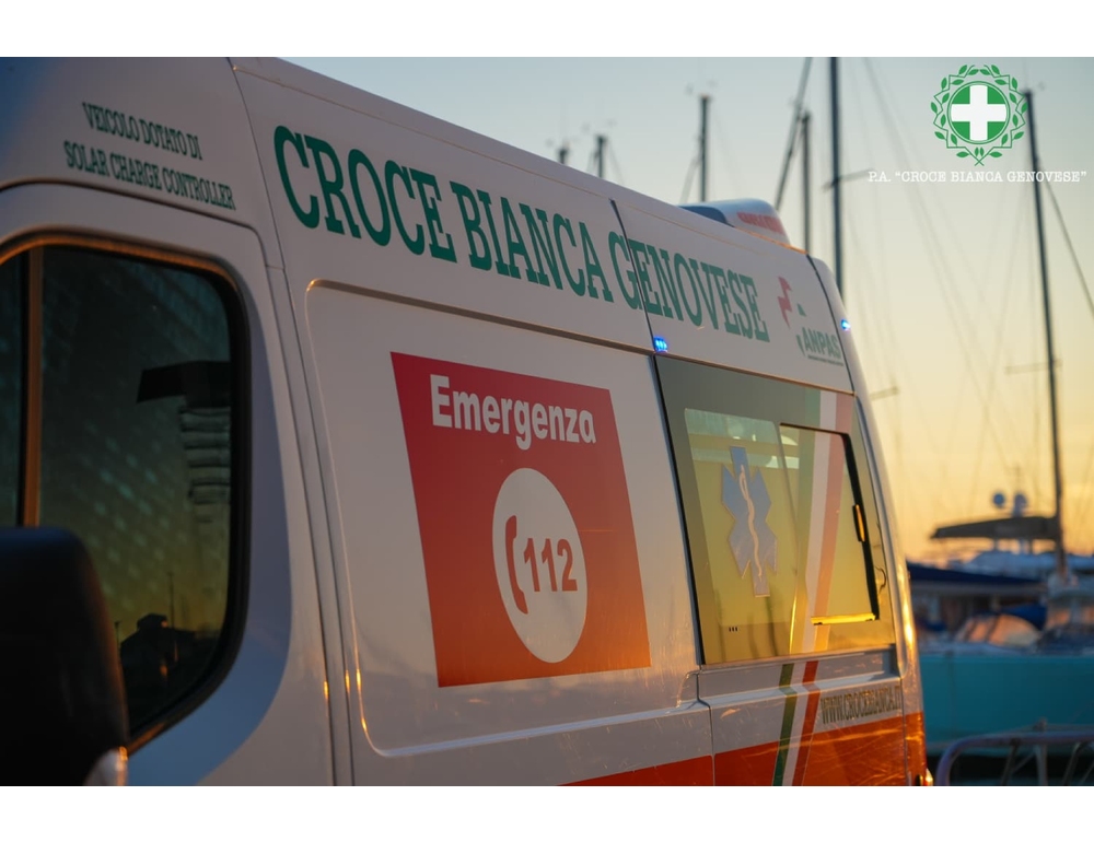 Aggredita da due ragazzine dopo un rimprovero per strada a Genova