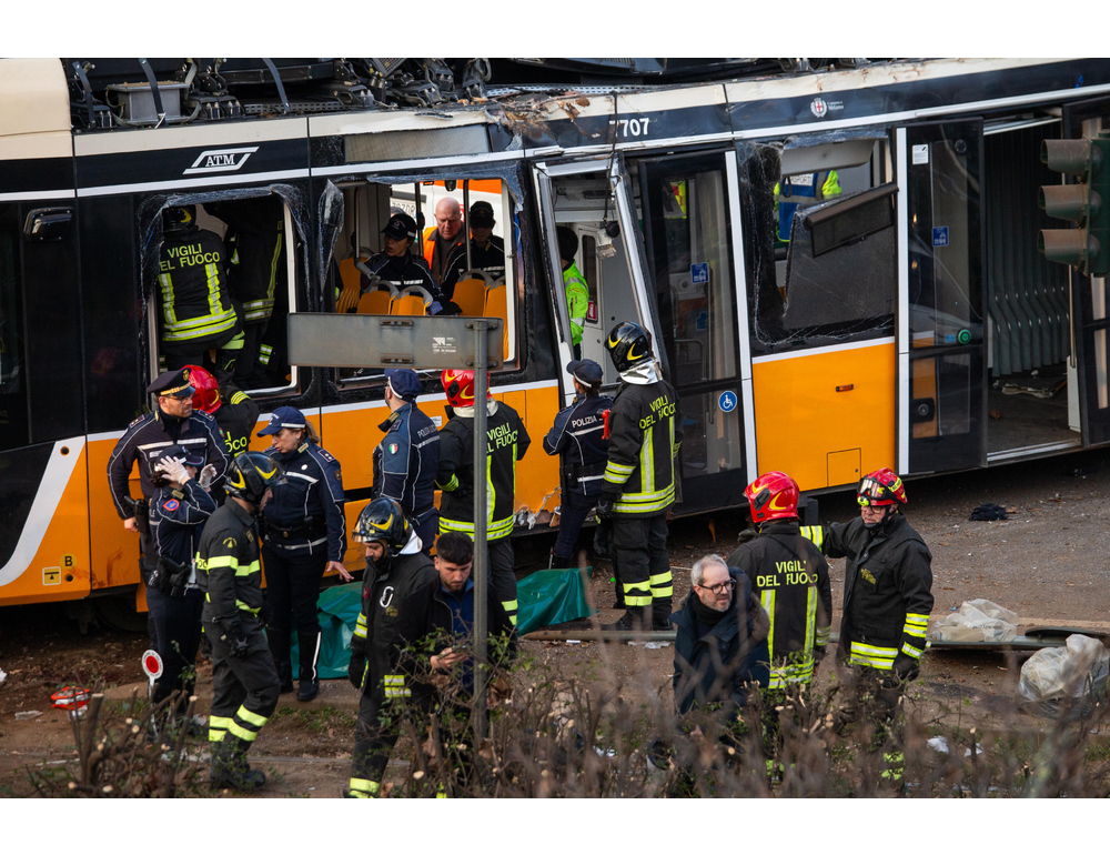 Autista del tram a Milano, ‘è diventato tutto nero e ho perso il controllo’