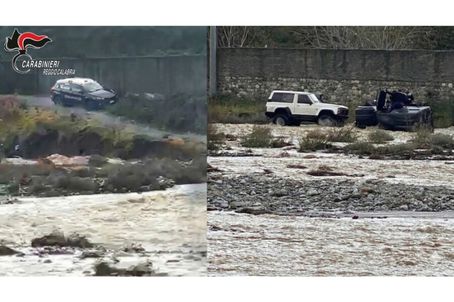 Intervento dei carabinieri per liberare i passeggeri rimasti intrappolati nell'abitacolo