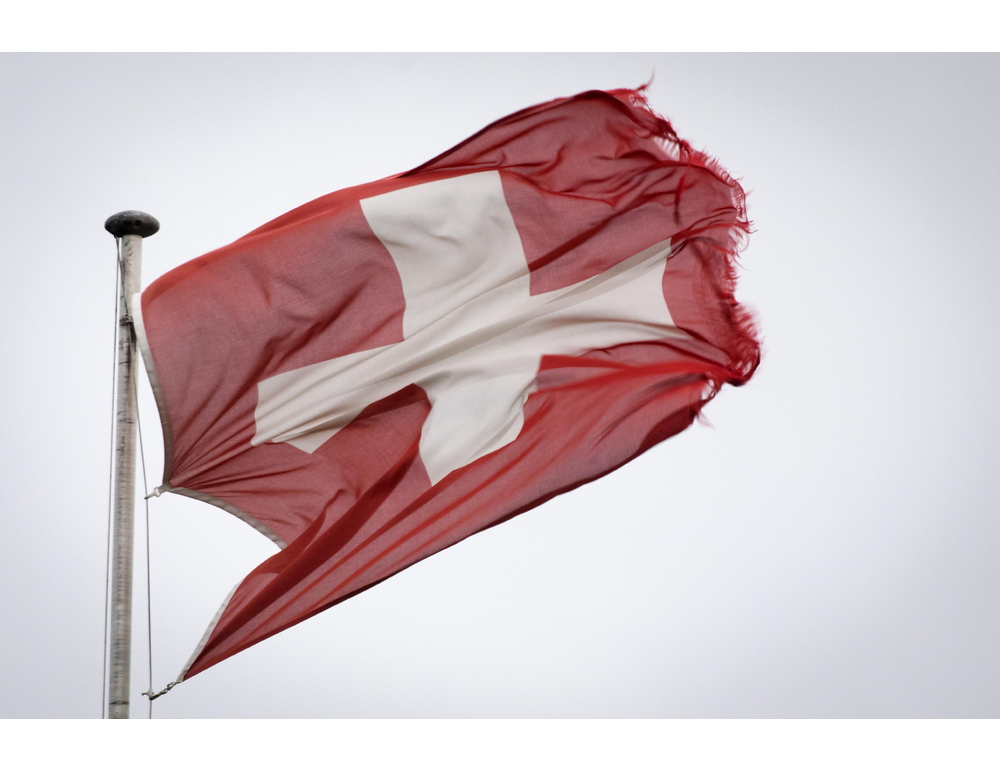 Autobus prende fuoco in Svizzera, ‘diversi morti e feriti’