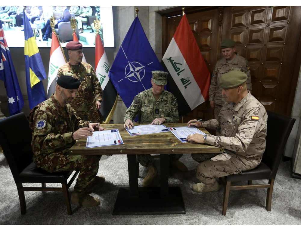 Baghdad, la missione Nato si ritira temporaneamente dall’Iraq