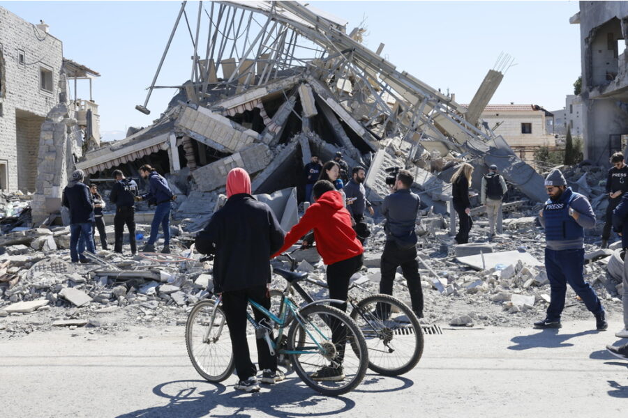 Ministero della Salute libanese. 'Almeno tre i feriti'