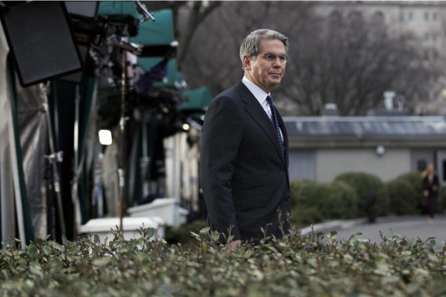 'Ci sarà libertà di navigazione. C'è un deficit di 10-12 milioni di barili al giorno'