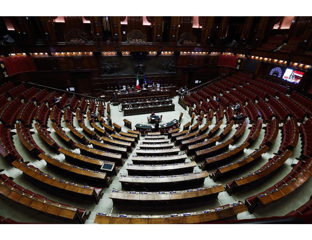 Bignami, ‘no alle lezioni da chi si inchina alle mafie’. Proteste in Aula