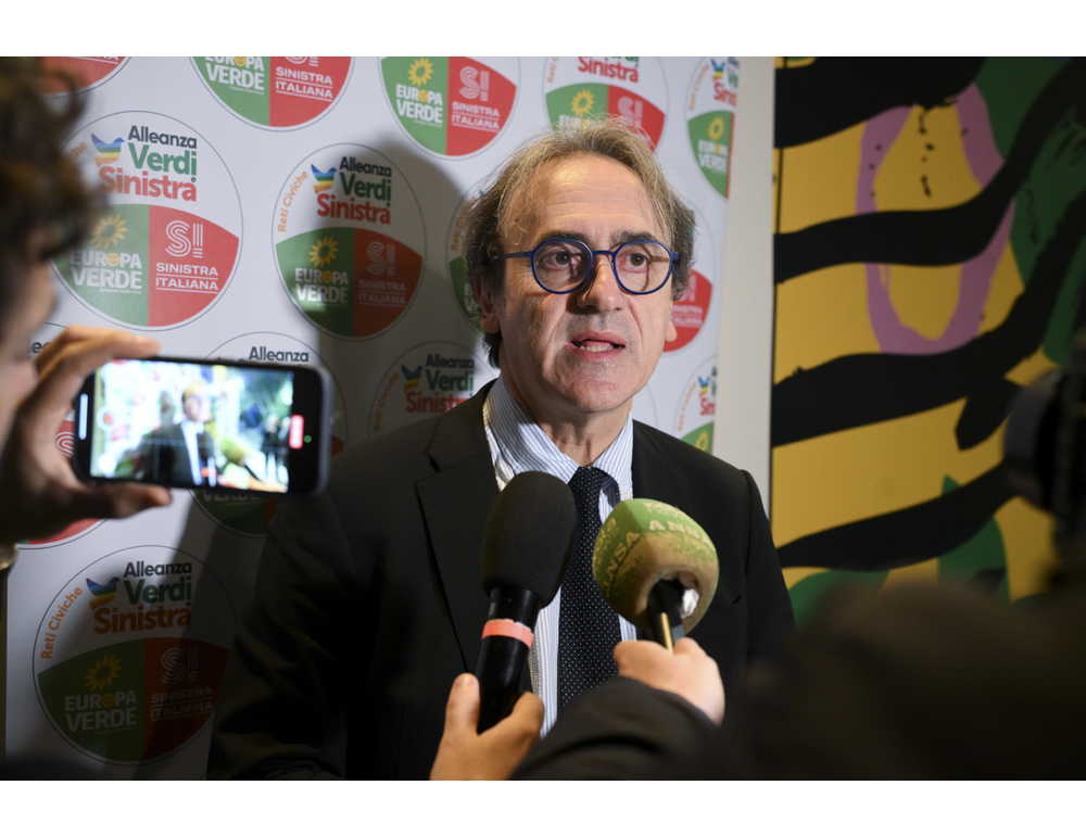 Bonelli (Avs), è assolutamente necessario che Meloni torni in Aula